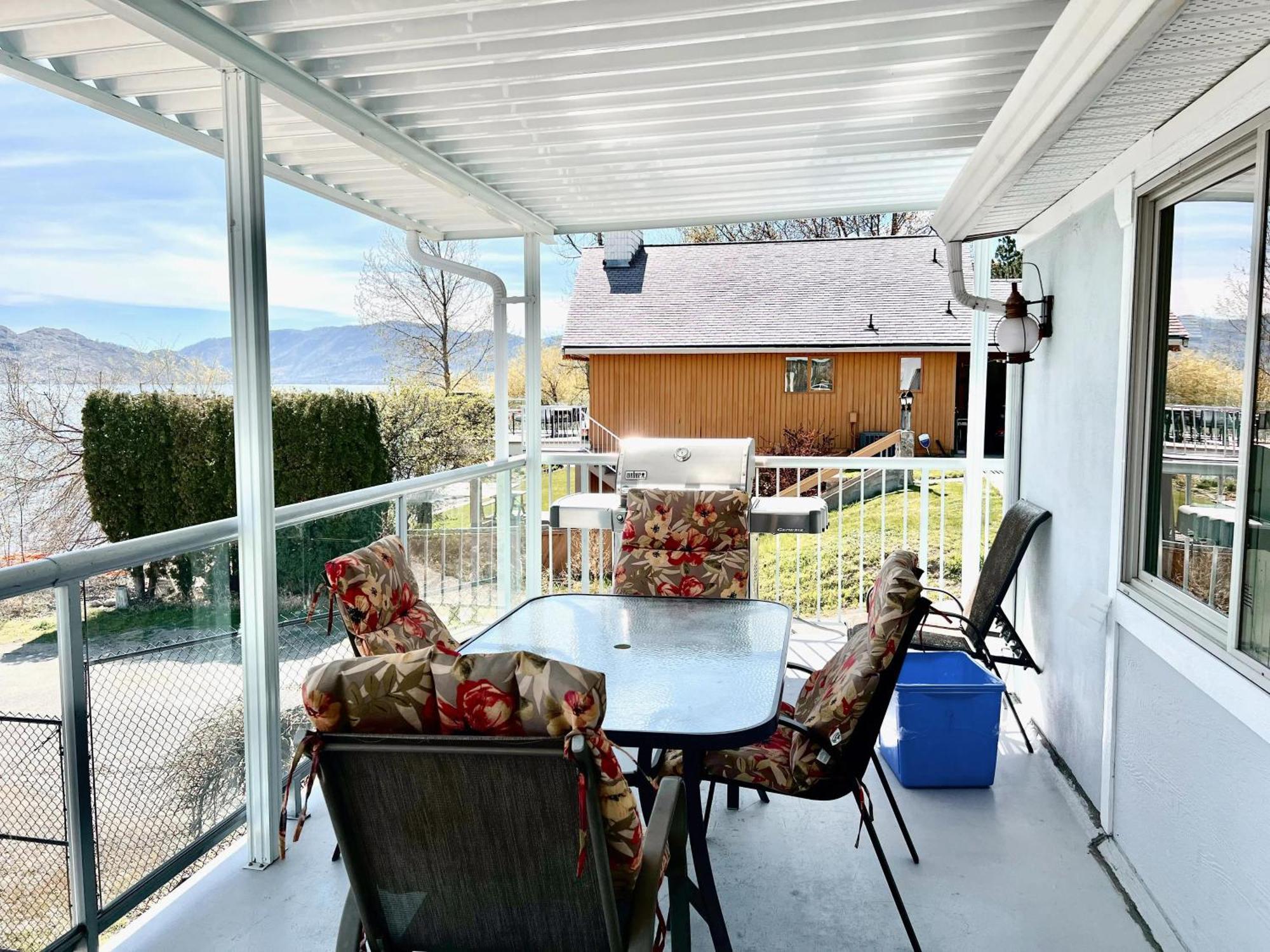 Peachland Beach Resort Extérieur photo